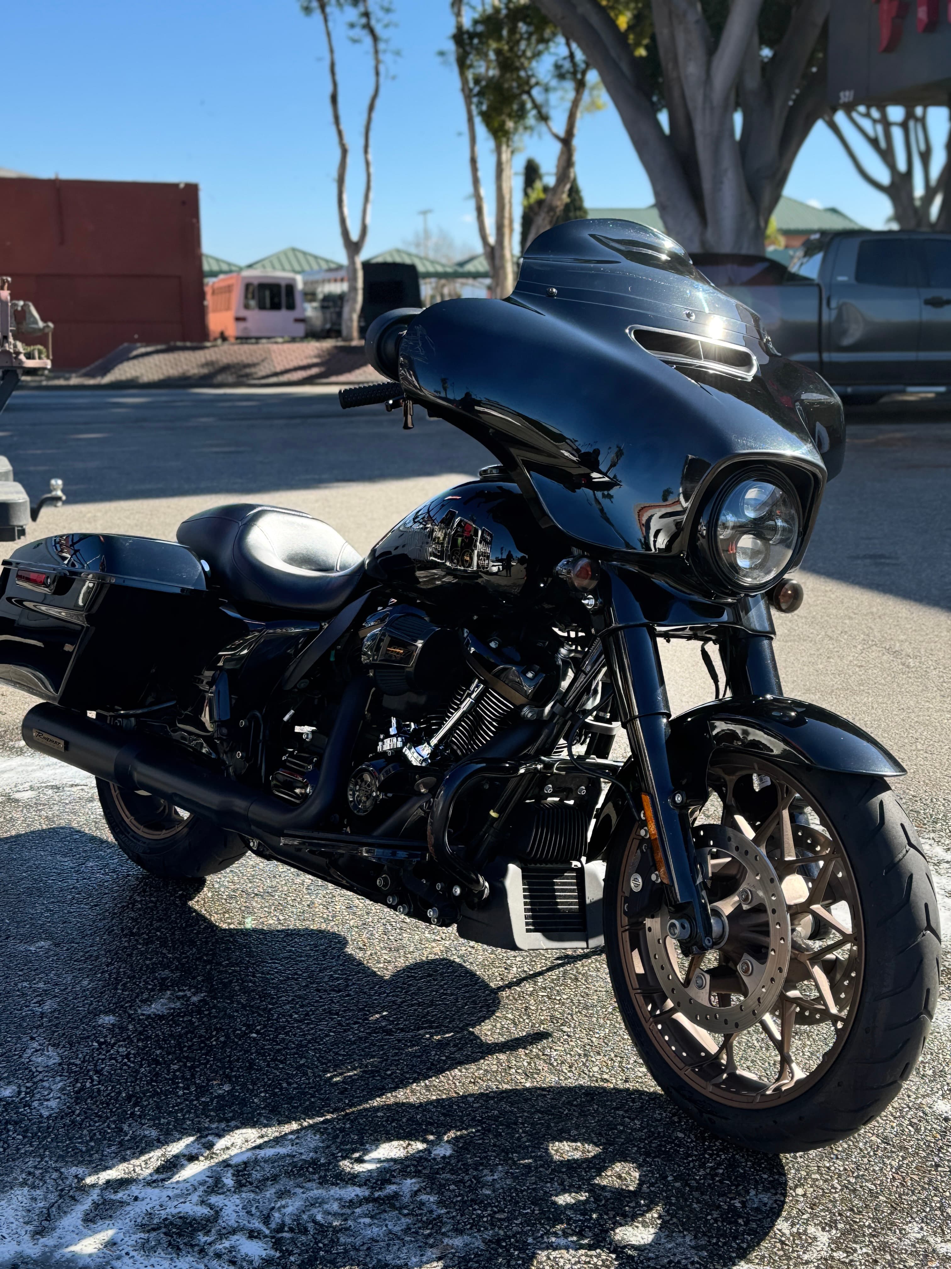 After – Harley Street Glide detail